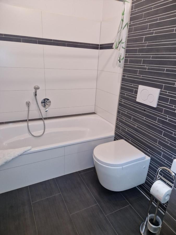 Hochwertige 85Qm-Wohnung In Wuppertal-Vohwinkel Dış mekan fotoğraf